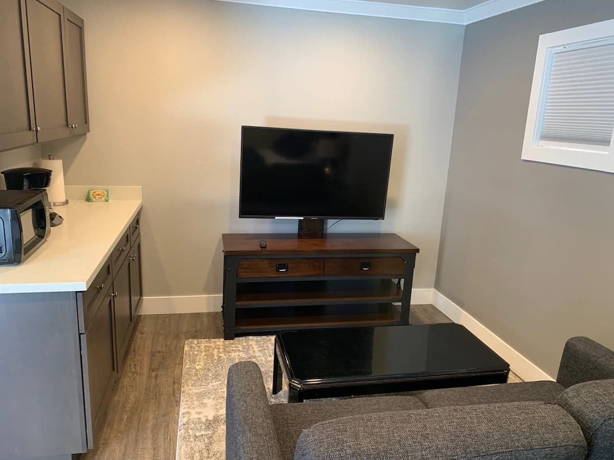 New Studio Near Meta, Amazon & Stanford - Photo 25