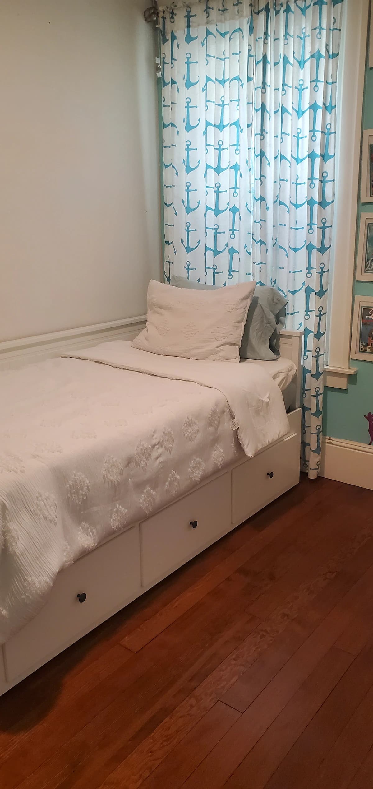 Beautiful Nob Hill Apartment with Perfect Location - Photo 21