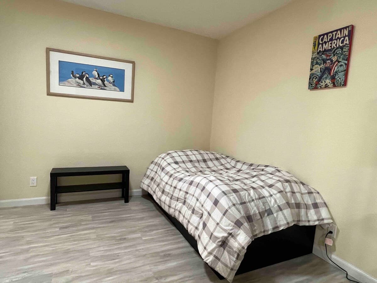 Newly Renovated Duplex Across from Park - Photo 14