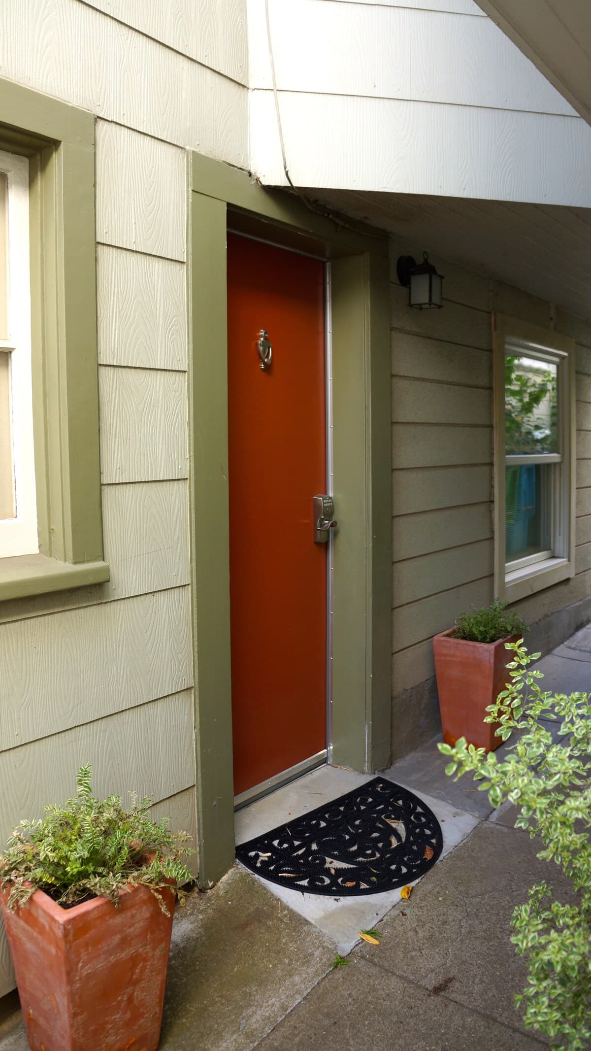 The Suite! Large cozy studio with private entrance - Photo 29