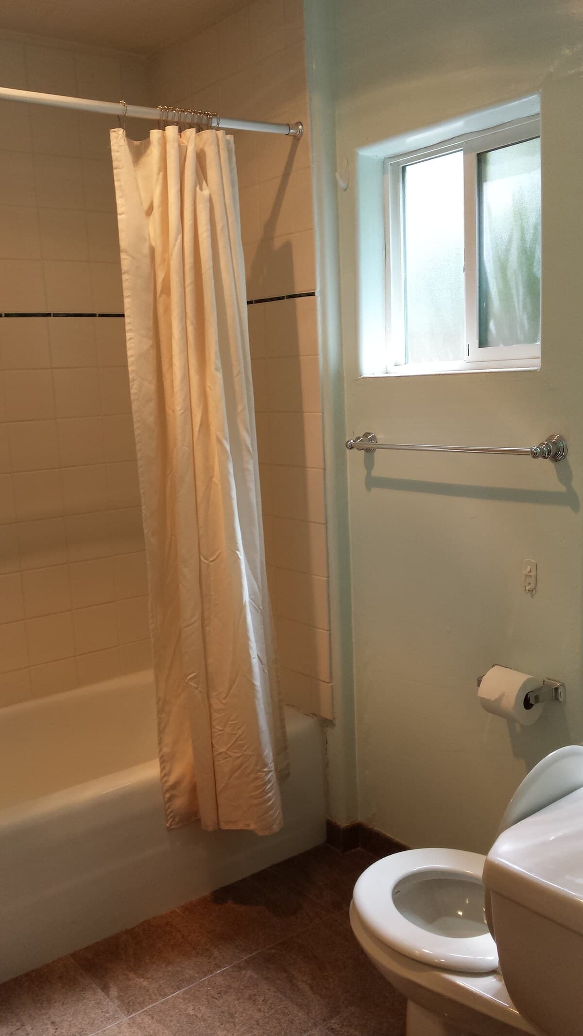 Townhouse in Palo Alto · ★3.82 · 1 bedroom · 1 bed · 1 bath - Image 14
