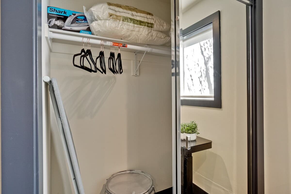 Guesthouse in Palo Alto · ★4.96 · 2 bedrooms · 3 beds · 1 bath - Image 17