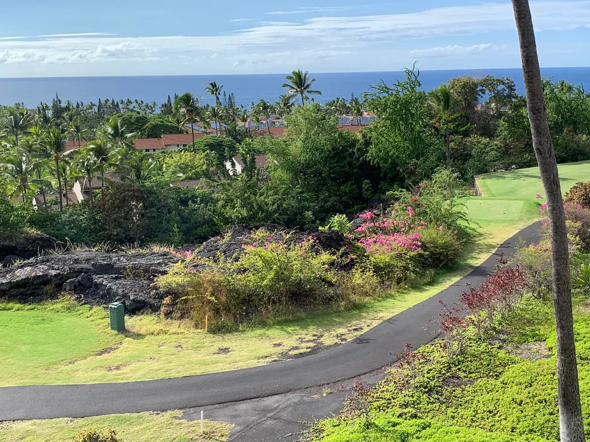 Condo in Kailua-Kona · ★4.96 · 3 bedrooms · 4 beds · 3 baths - Image 44