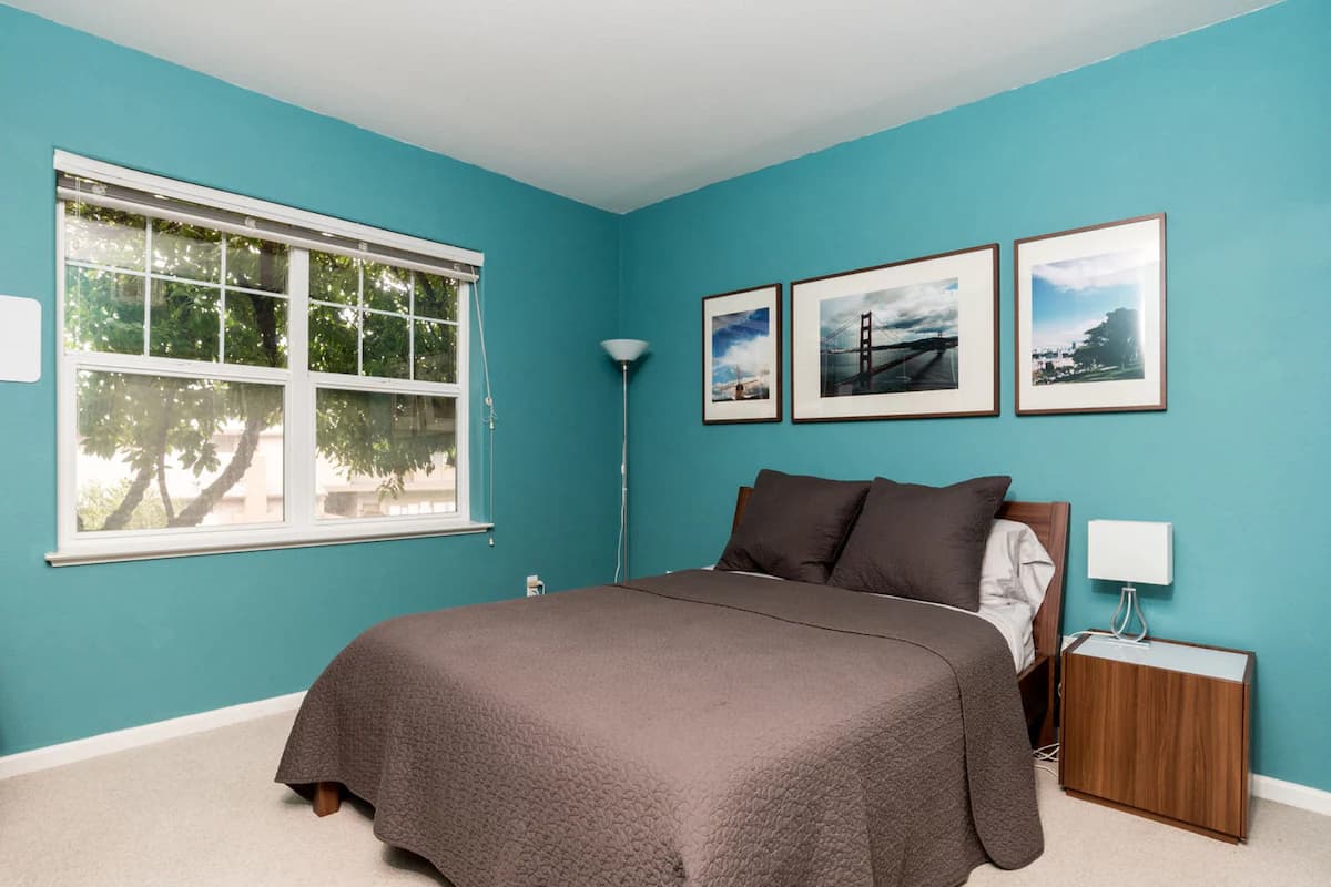 Condo in Palo Alto · ★4.86 · 2 bedrooms · 2 beds · 2 baths - Image 1