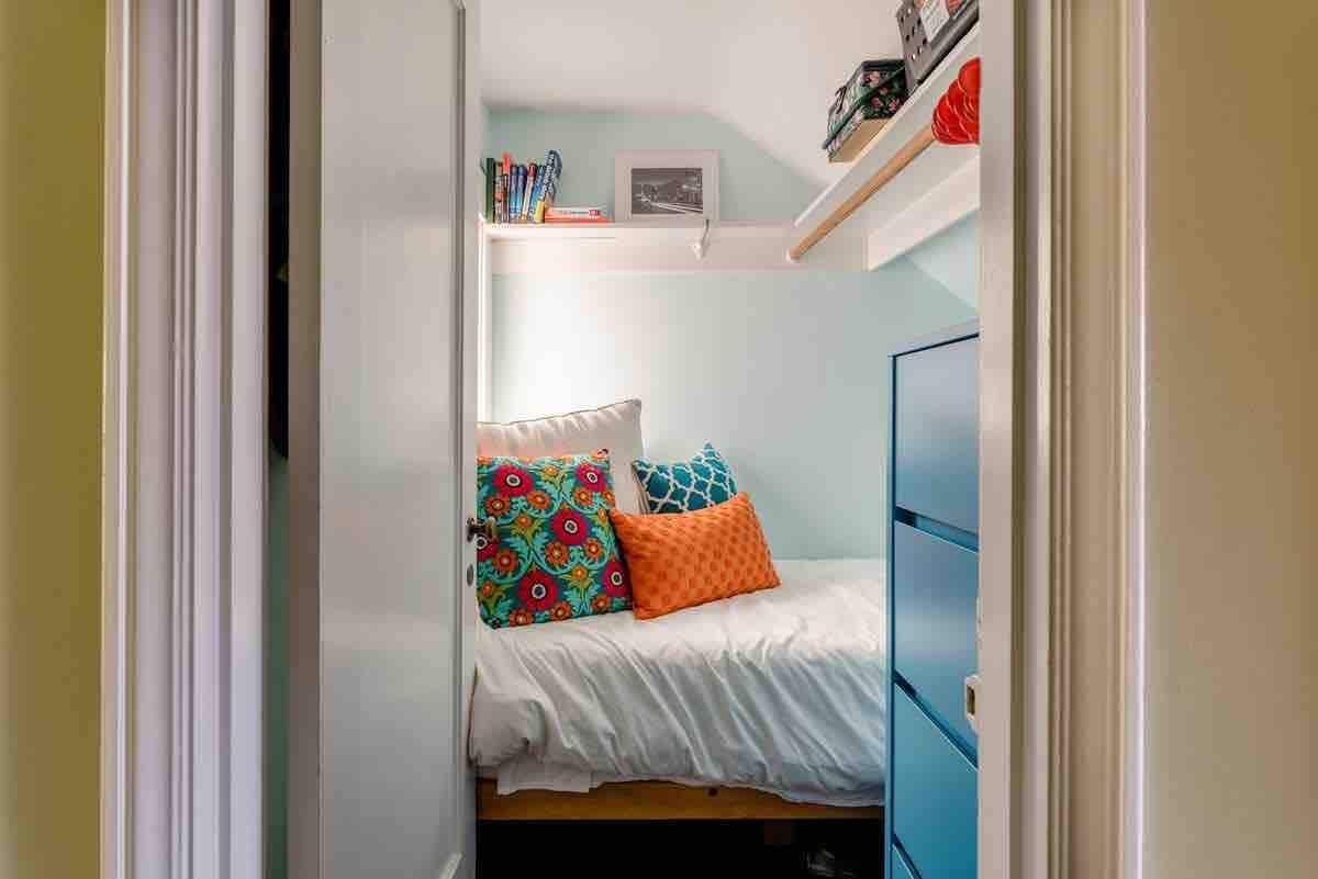 Cow Hollow Flat with Golden Gate View + Garden - Photo 9