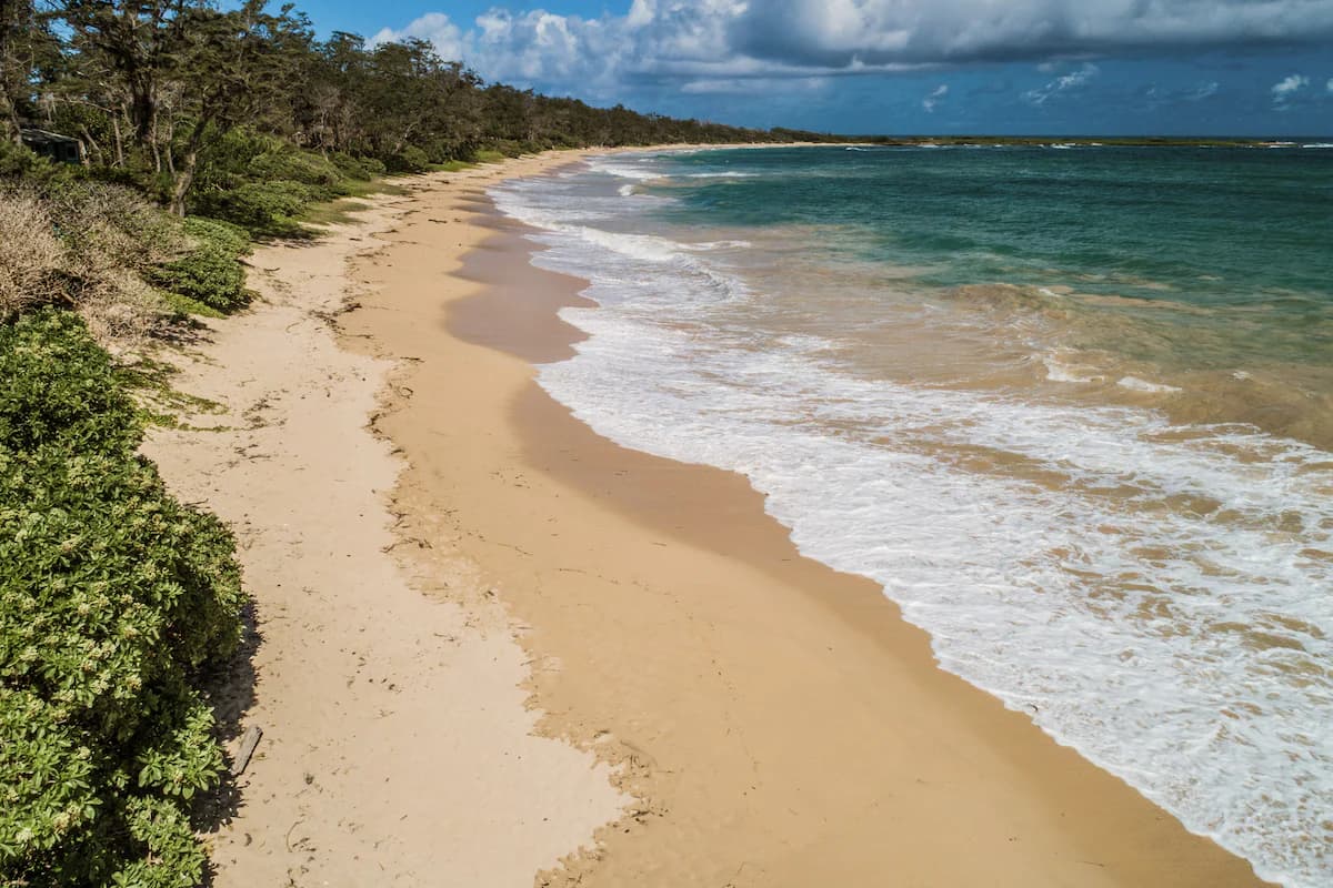 Villa in Kahuku · ★4.75 · 6 bedrooms · 8 beds · 4 private baths - Image 13
