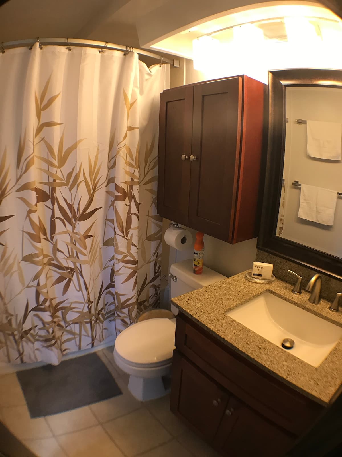 Corner unit Bamboo Studio w/ full kitchen. - Image 13