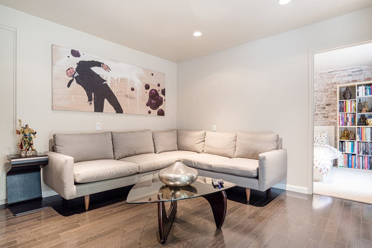 Mid-Century Modern Home with Garden & Art - Photo 5