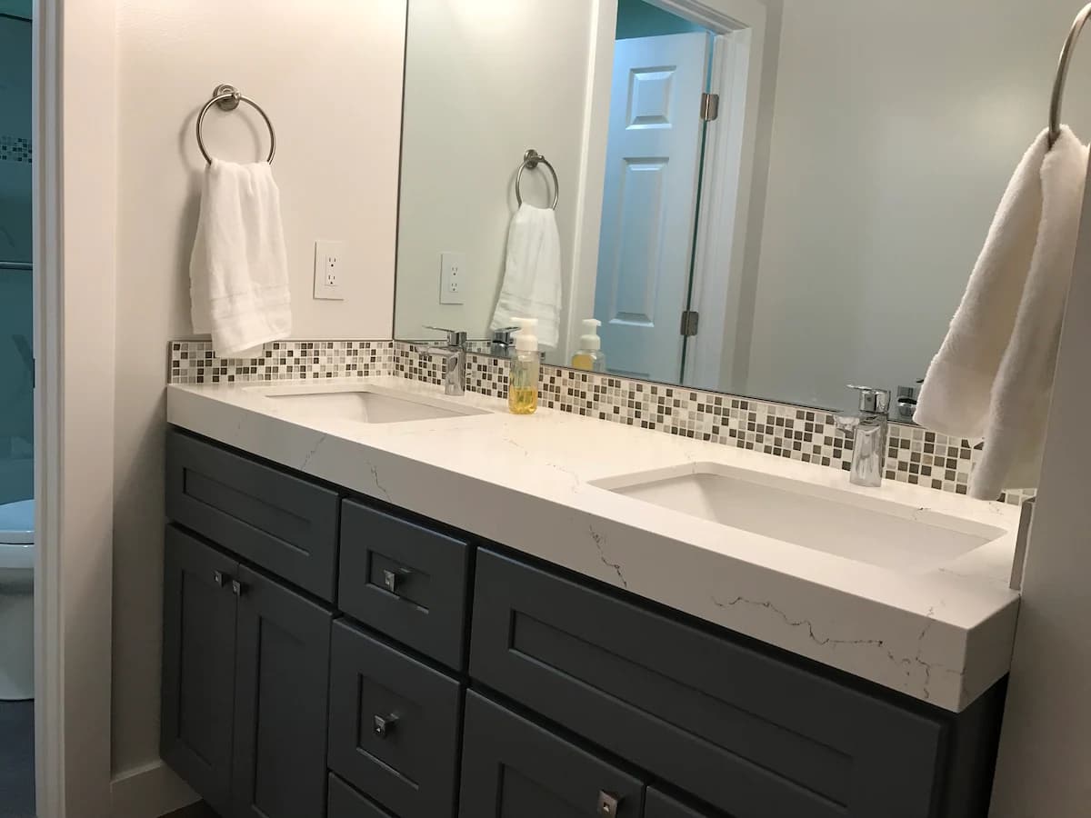 3BR 2BA no kitchen, $25/day parking option (<16ft) - Photo 17