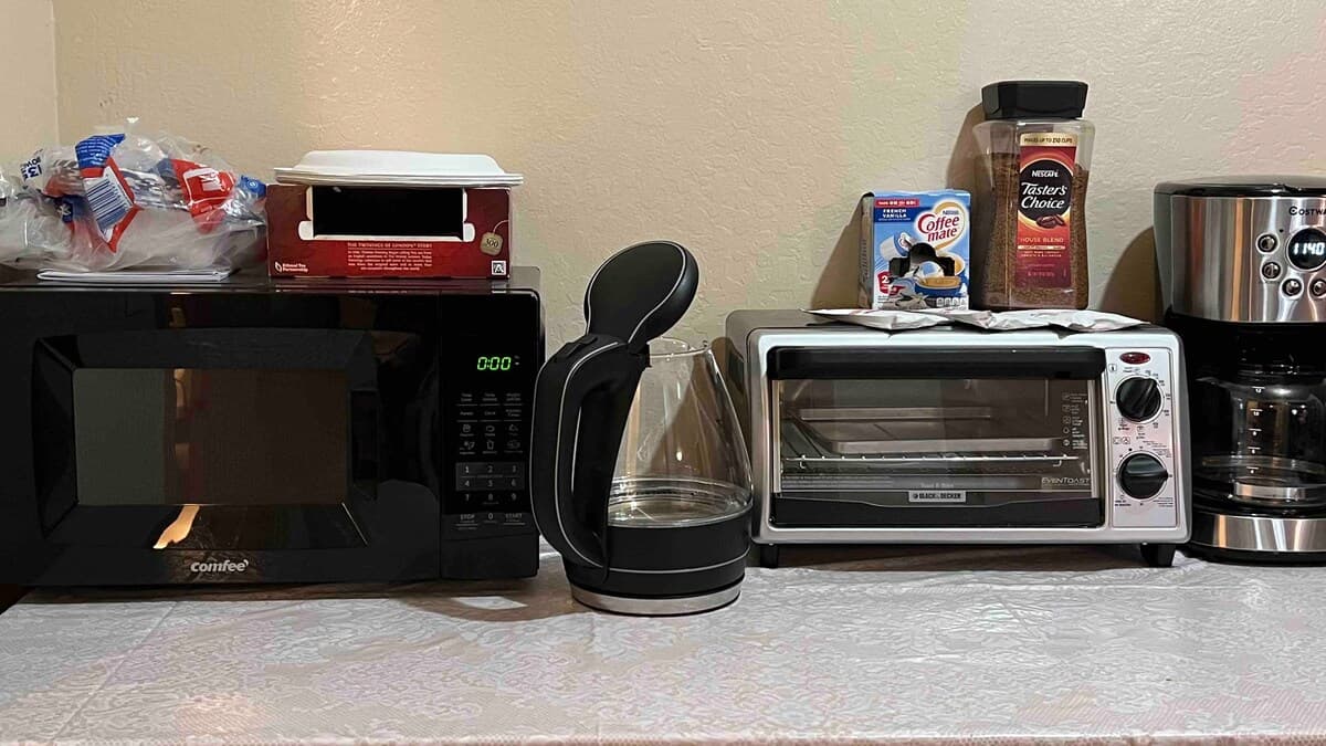 Park View Home, Self Check-In, Disney+ on 42 HDTV - Photo 4