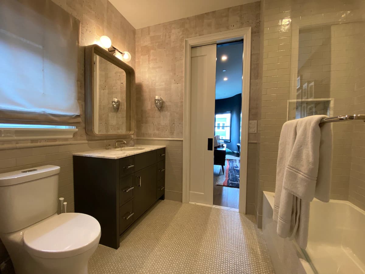 Victorian Gem with Elevator & Golden Gate Views - Photo 15
