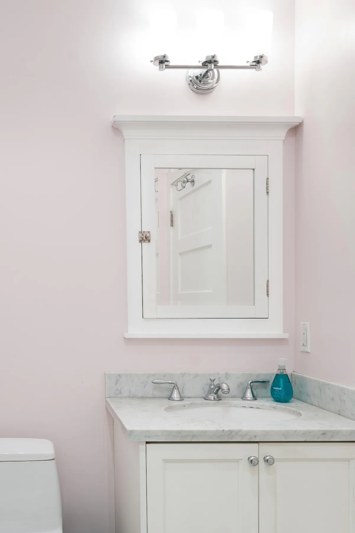 Home in San Francisco · ★4.97 · 3 bedrooms · 3 beds · 2.5 baths - Image 81