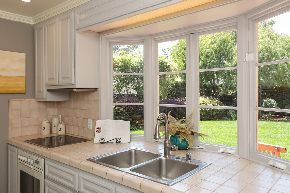 Home in Palo Alto · ★4.87 · 2 bedrooms · 2 beds · 2 baths - Image 3