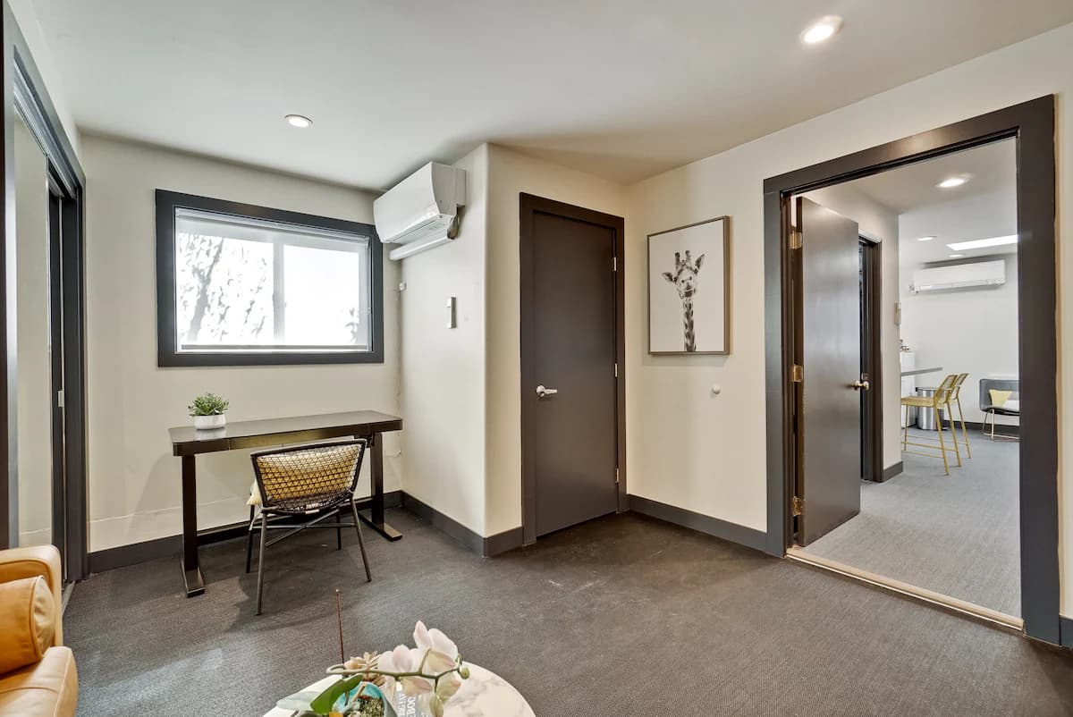 Guesthouse in Palo Alto · ★4.96 · 2 bedrooms · 3 beds · 1 bath - Image 15