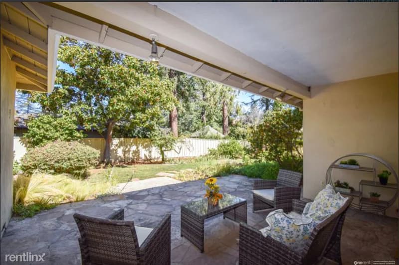Home in Los Altos · ★4.36 · 5 bedrooms · 5 beds · 3.5 baths - Image 30