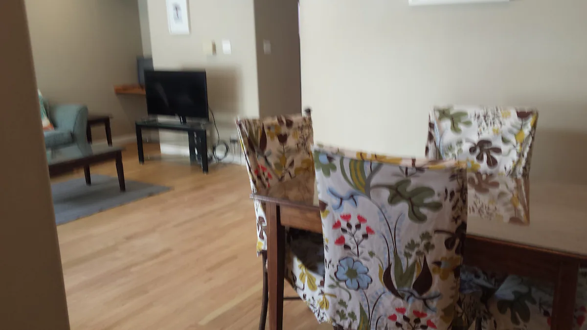 Home in Palo Alto · ★4.16 · 2 bedrooms · 3 beds · 1.5 baths - Image 17