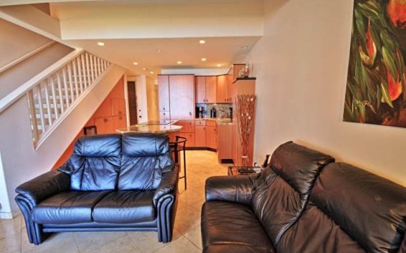 Condo in Lahaina · ★4.8 · 2 bedrooms · 3 beds · 2 baths - Image 12
