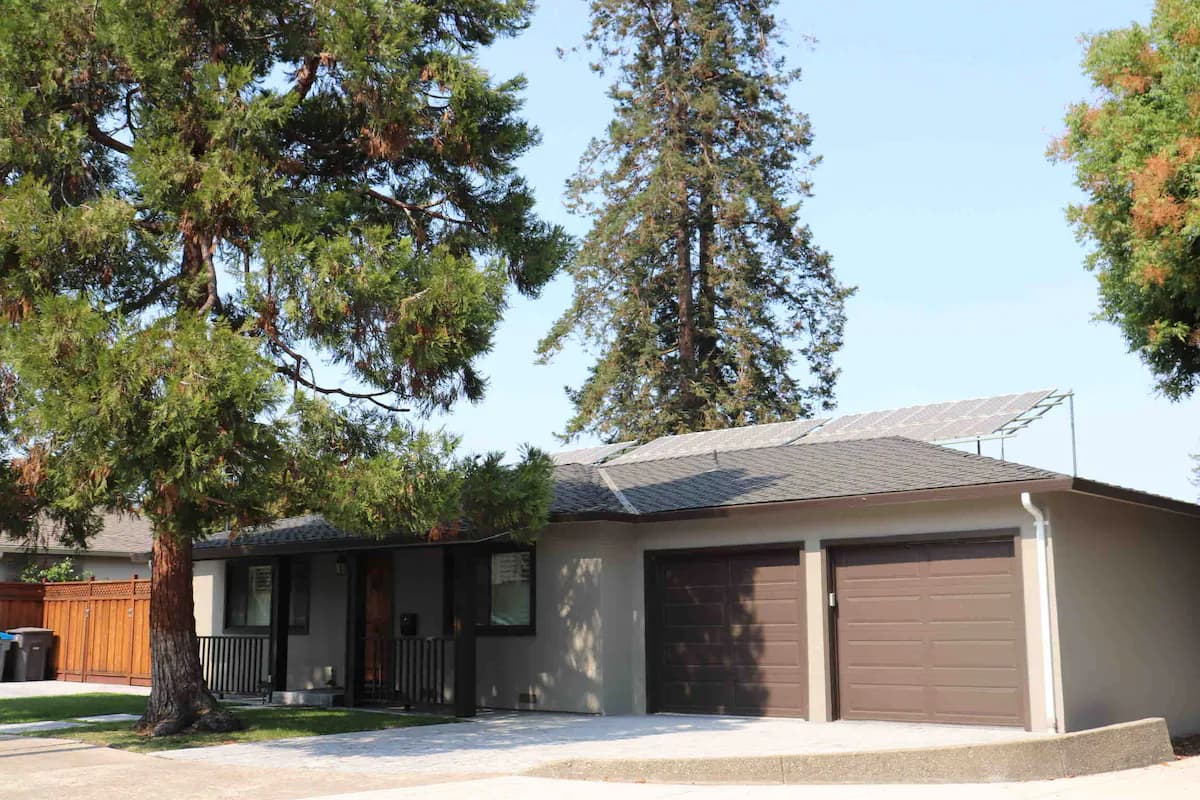 Home in Mountain View · ★4.93 · 2 bedrooms · 3 beds · 2 baths - Image 14