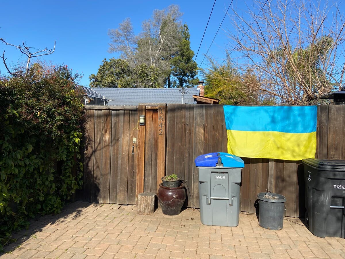Cozy Detached Cottage in Heart of Silicon Valley - Photo 7