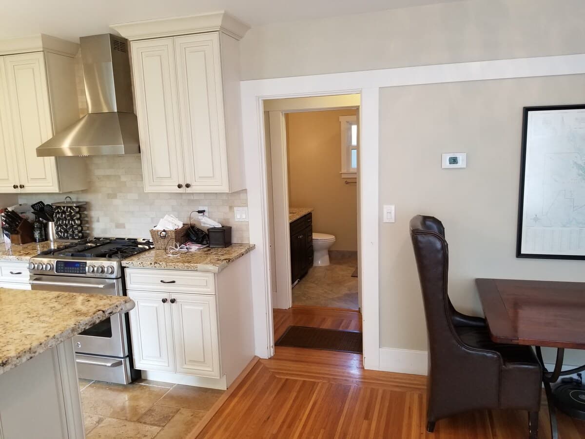Remodeled Home Near Stanford, Private Yard - Photo 10
