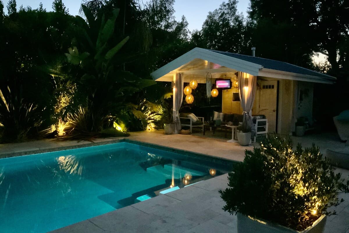 Home in Menlo Park · ★4.9 · 4 bedrooms · 7 beds · 2.5 baths - Image 38