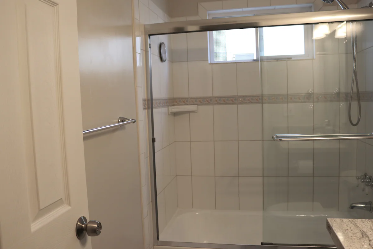 Renovated 2 BR Apt Near Mountain View Downtown - Image 80