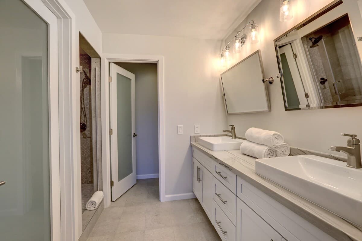 Condo in Wailea · ★4.95 · 2 bedrooms · 3 beds · 2 private baths - Image 23