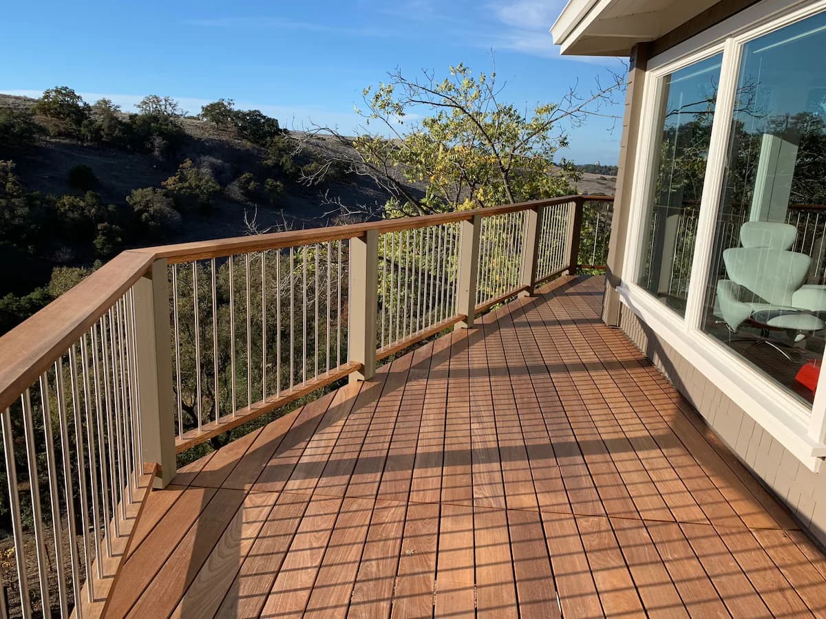 Home in Los Altos Hills · ★5.0 · 3 bedrooms · 4 beds · 2.5 baths - Image 3