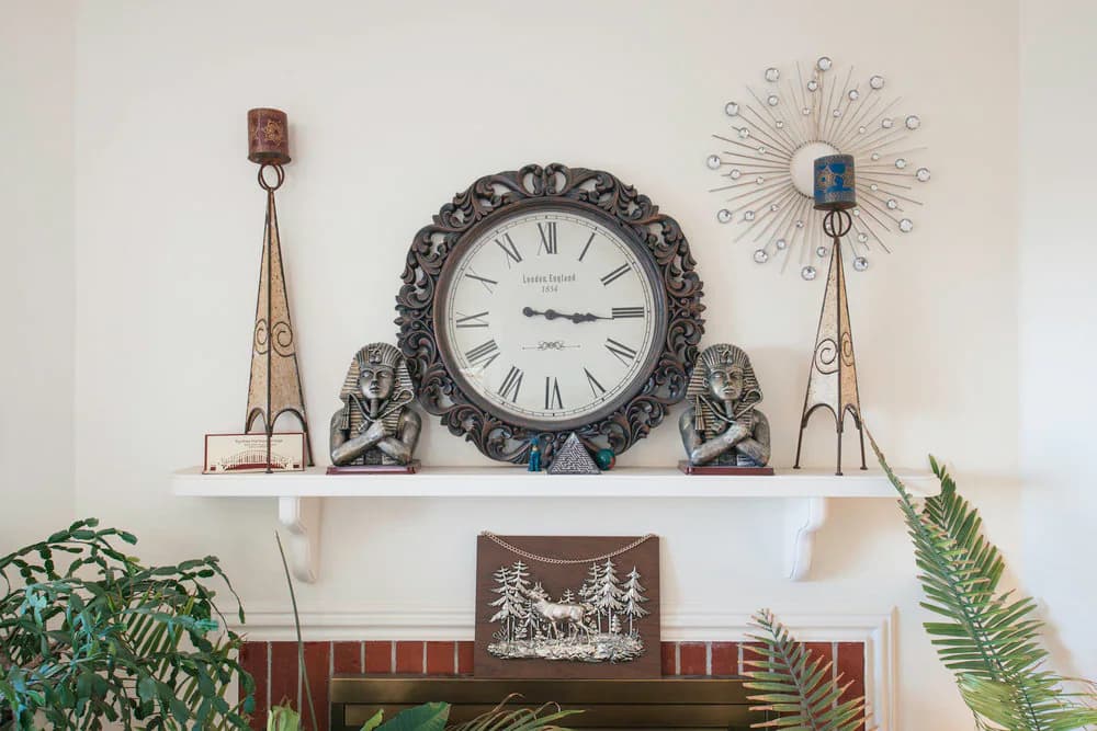 Home in Daly City · ★4.86 · 3 bedrooms · 5 beds · 2 baths - Image 3