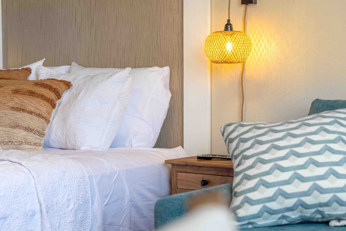 Condo in Honolulu · ★4.72 · Studio · 2 beds · 1 private bath - Image 30