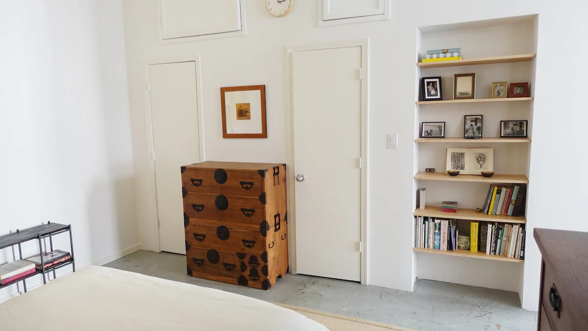 Private Light-filled Suite in Artist Loft - Photo 11