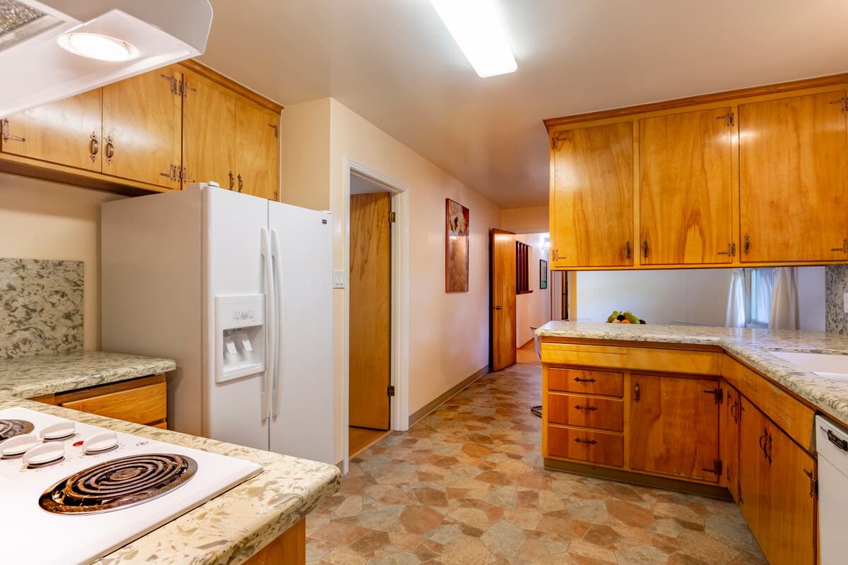 Home in Menlo Park · ★4.77 · 5 bedrooms · 6 beds · 3 baths - Image 11