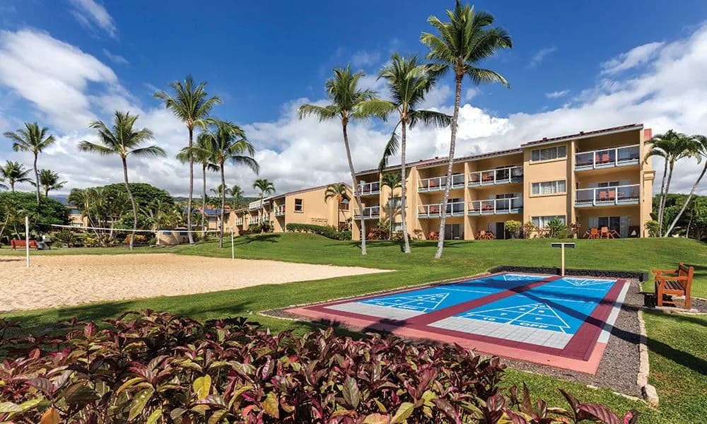 Condo in Kailua-Kona · ★4.5 · 2 bedrooms · 4 beds · 2 shared baths - Image 24
