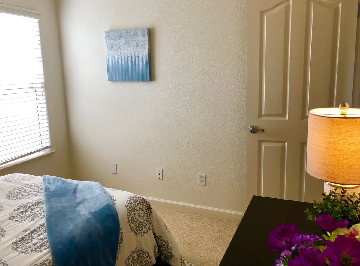 Home in East Palo Alto · ★4.79 · 4 bedrooms · 5 beds · 2.5 baths - Image 22