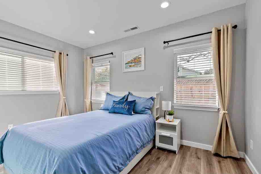 Brand new house in Mountain View - Photo 12