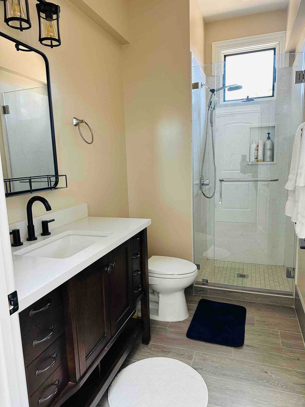 Home in Palo Alto · ★4.91 · 1 bedroom · 2 beds · 1 bath - Image 5