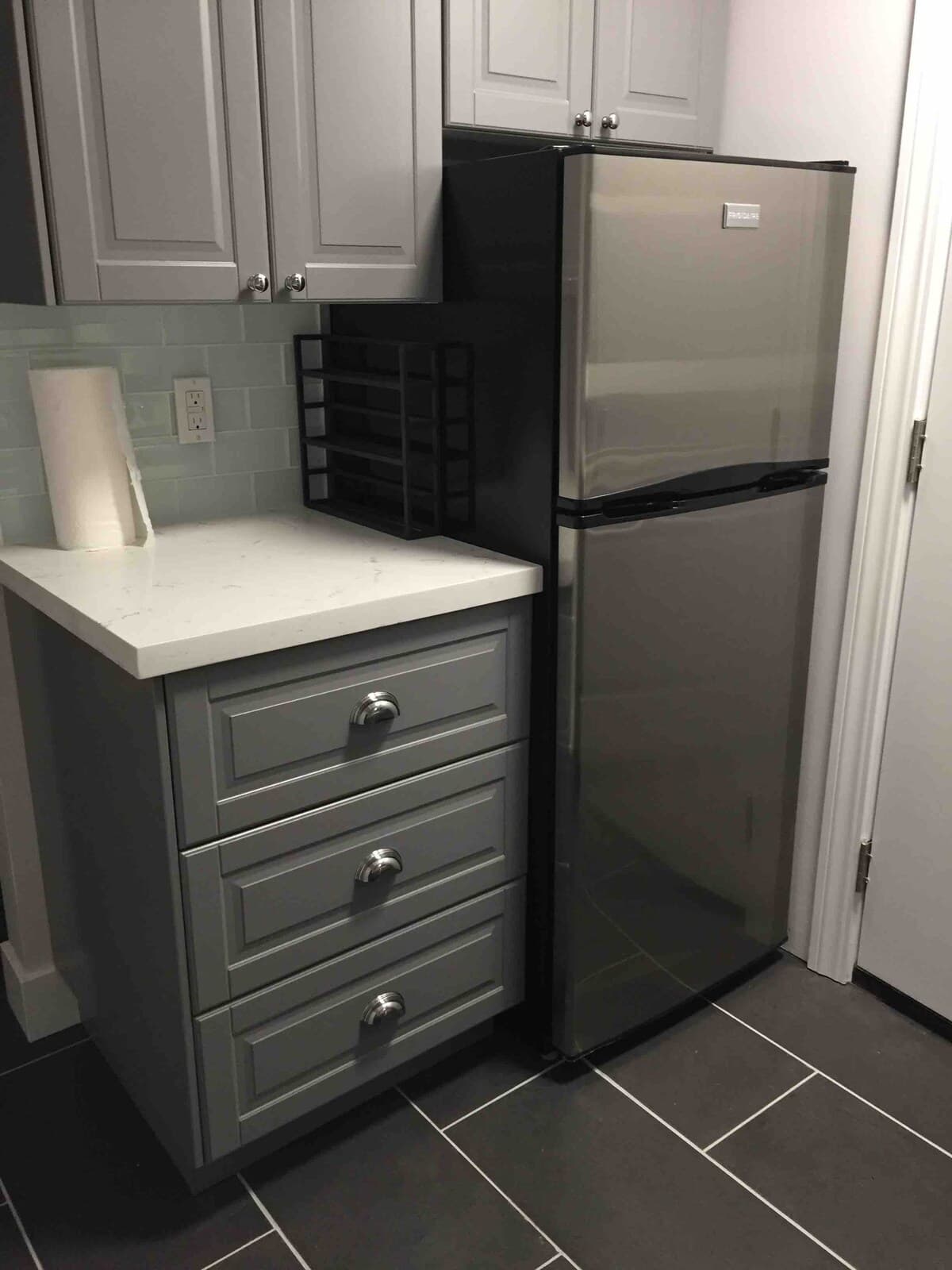Clean & Private Family Guest Suite near the Beach - Photo 6