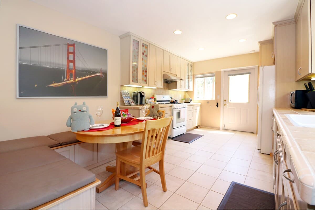 Home in Mountain View · ★4.97 · 2 bedrooms · 3 beds · 1 bath - Image 6