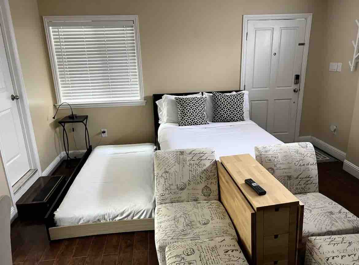Cozy Silicon Valley Home Near Stanford & Facebook - Photo 24