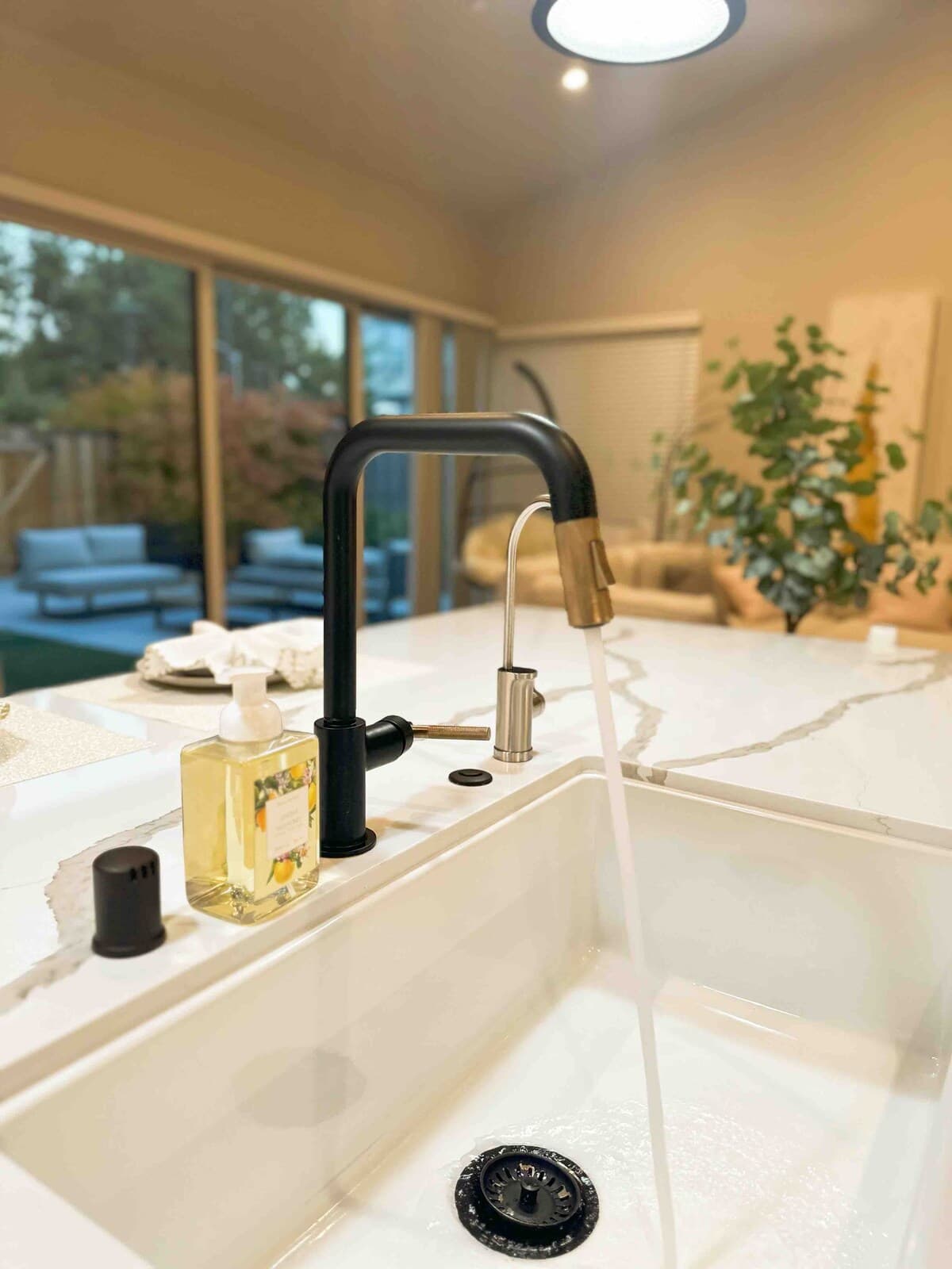 2021 Luxury Home, Private Baths, Silicon Valley - Photo 8