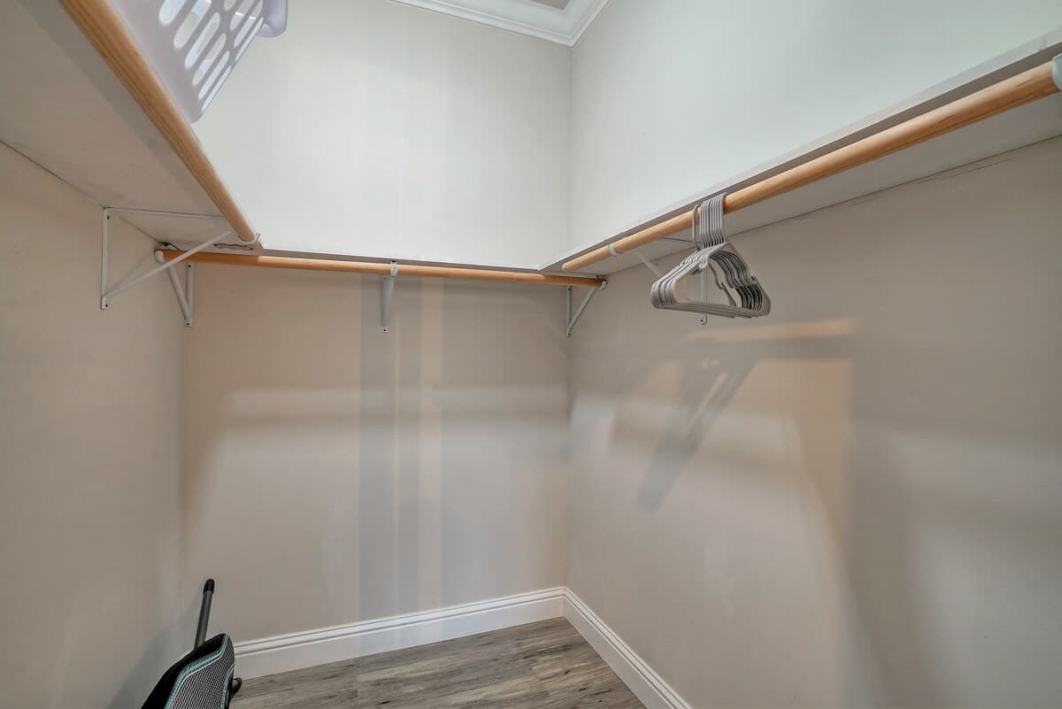 Home in Mountain View · ★4.88 · 4 bedrooms · 6 beds · 3.5 baths - Image 47