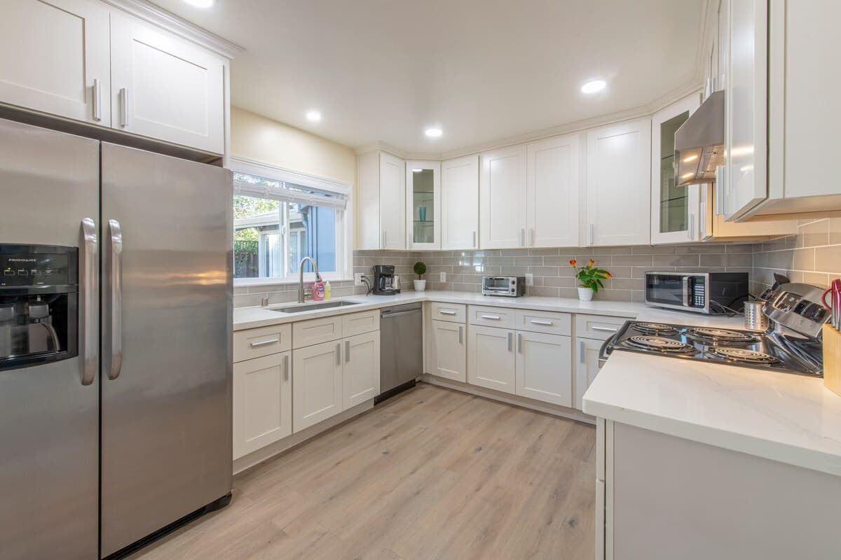 Menlo Park 6BR Near Facebook, 2 Kitchens - Photo 3