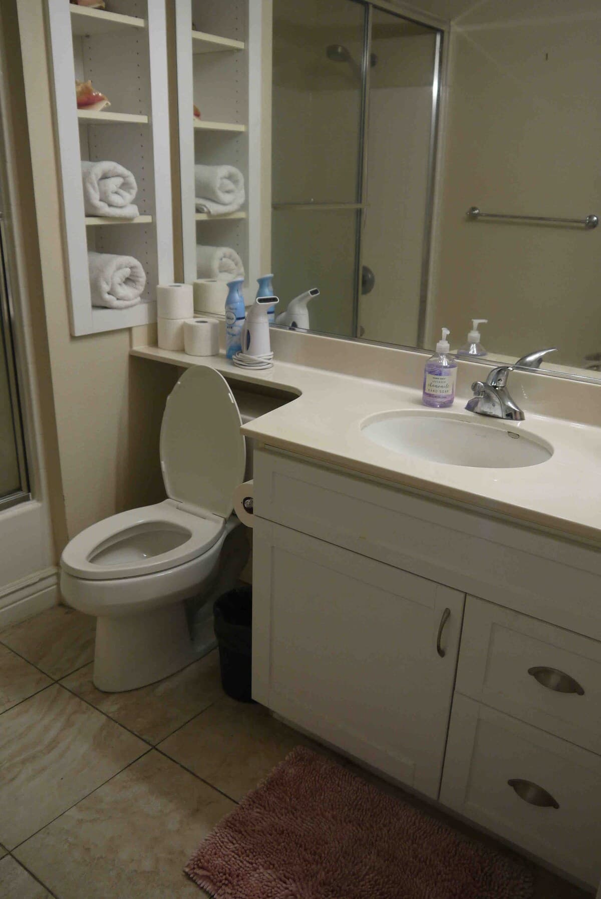 Condo in East Palo Alto · ★4.89 · 1 bedroom · 1 bed · 1 bath - Image 25