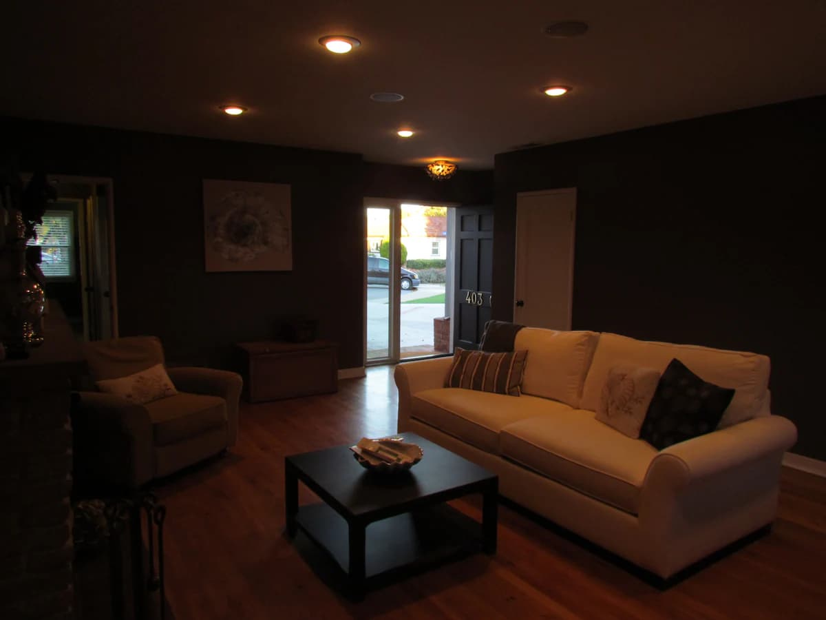 Home in Mountain View · ★4.91 · 3 bedrooms · 7 beds · 2 baths - Image 2