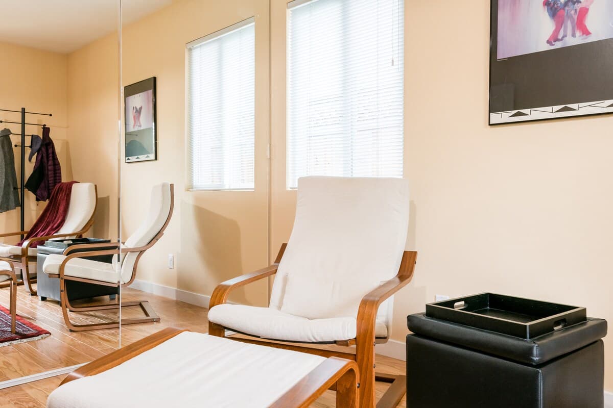 Charming guest unit in picturesque Palo Alto - Image 6