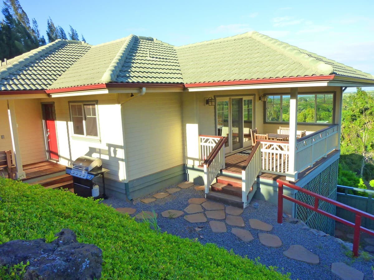 Home in Haiku-Pauwela · ★4.91 · 2 bedrooms · 3 beds · 1 bath - Image 7
