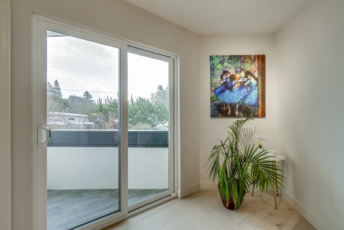 Home in Palo Alto · ★4.96 · 5 bedrooms · 7 beds · 4.5 baths - Image 54