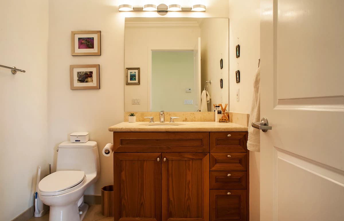 Elevator Opens Into FlatNob Hill 3BR, 2 Parking - Photo 48