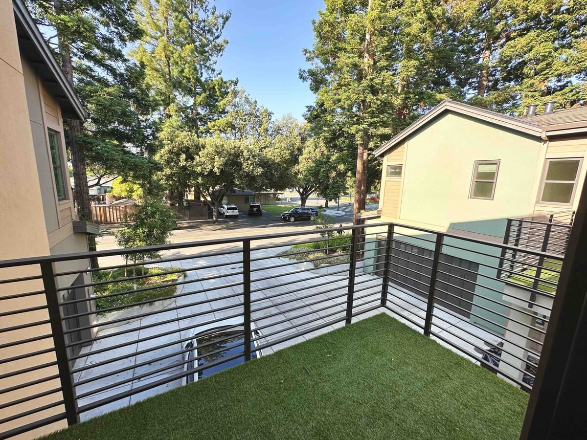 2021 Luxury Home, Private Baths, Silicon Valley - Photo 25