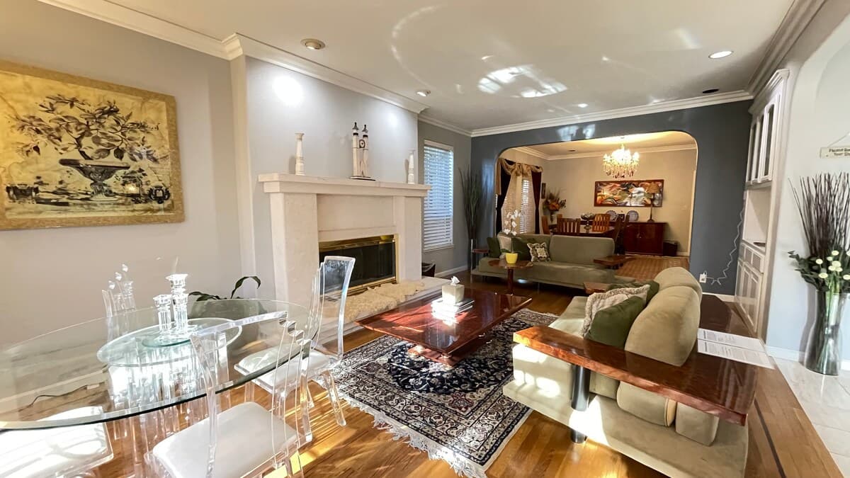 Home in West Menlo Park · ★4.89 · 5 bedrooms · 7 beds · 4 baths - Image 95